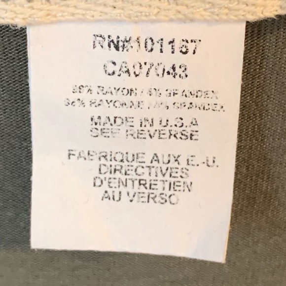 Sweater - Picture 3 of 3